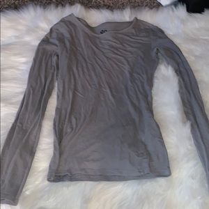 Basic long sleeve tee